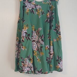 New York & Company "Floral Garden" Circle Skirt in Size L (NWT)